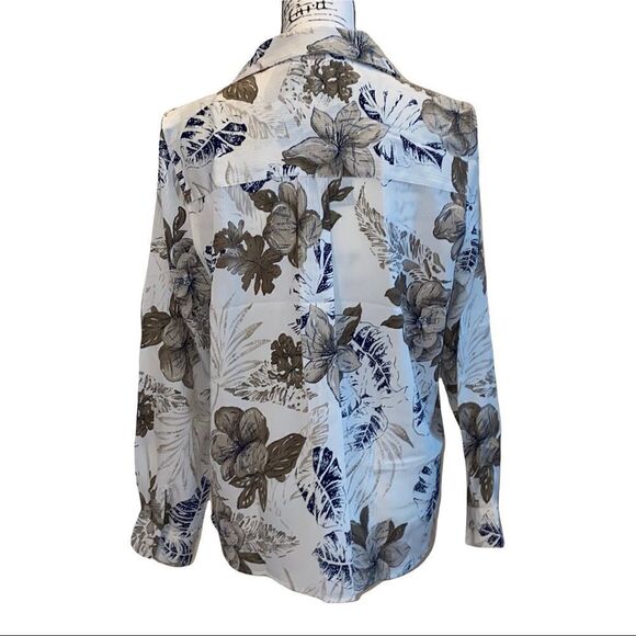 Alfred Dunner Women’s Button Up Blouse Floral Hawaiian Print Size 12P - Picture 3 of 7